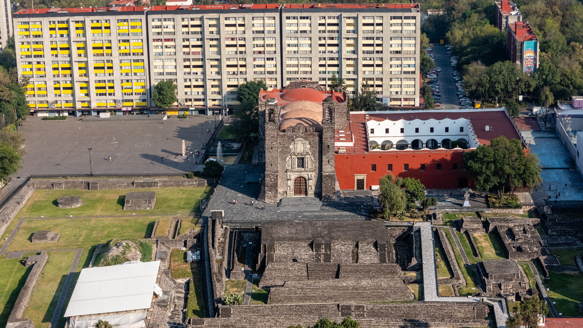 Fotografía aérea de la Plaza de las Tres Culturas, Tlatelolco